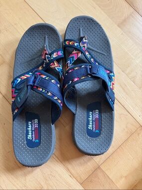 Skechers Navy Slide Sandals with Multicolor Chevron Straps